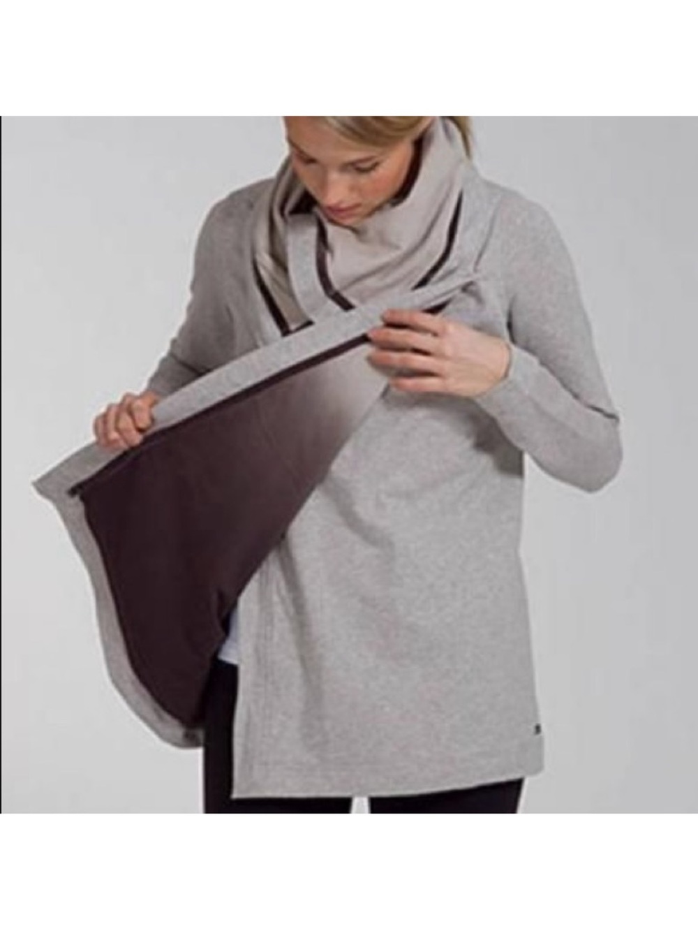 Lululemon Savasana Wrap Jacket Size 6 Gray Ombre Lining Snap Collar Cardigan